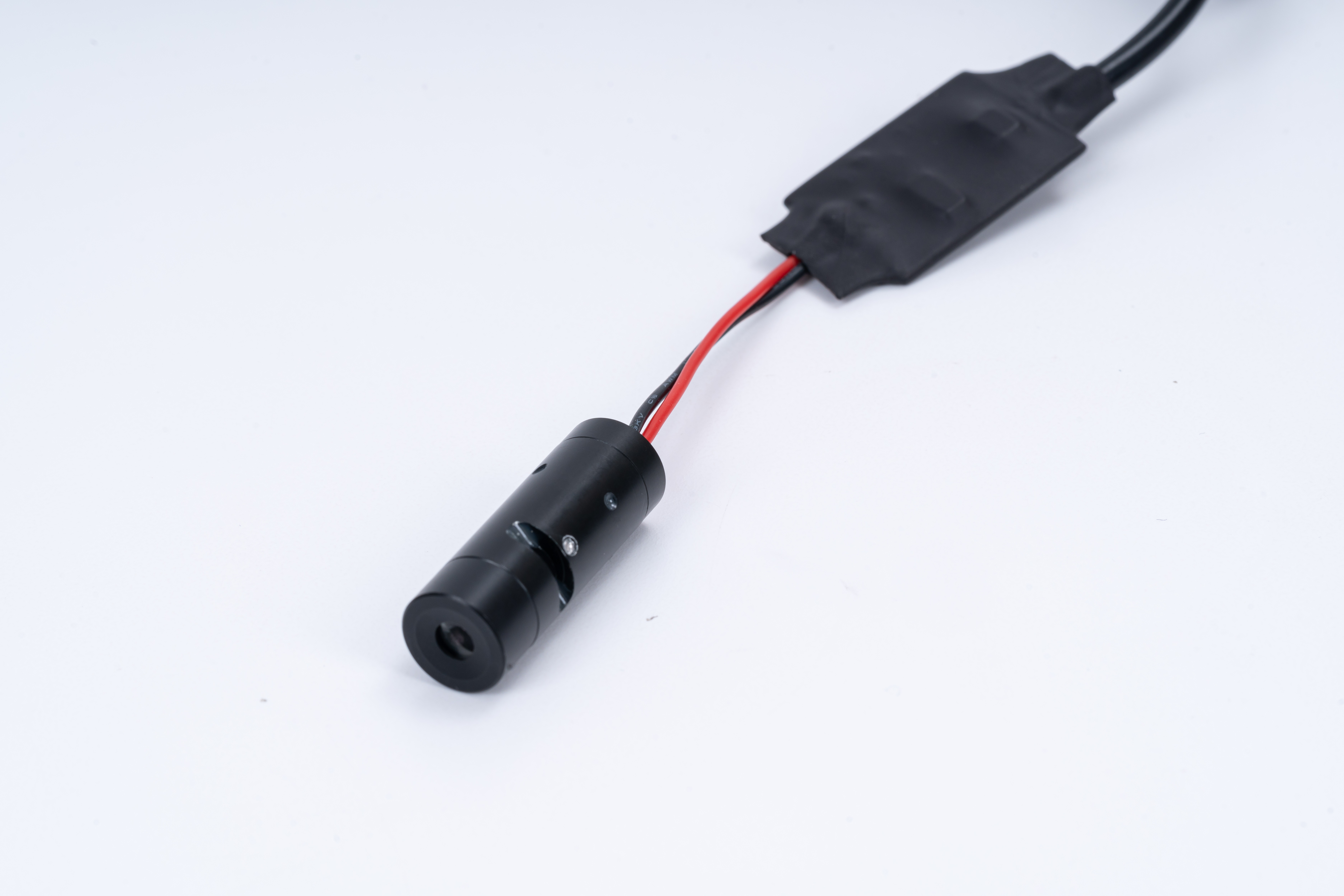 Compact Uniform Line Laser